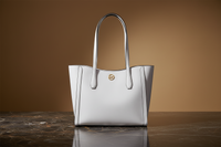 Bílá plátěná taška Michael Kors