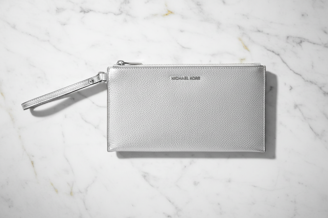 Šedá kožená psací taška Michael Kors