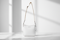 Bílá plátěná kabelka přes rameno Michael Kors