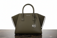 Kožená kabelka Michael Kors zelená