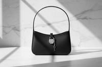 Černá kožená kabelka Michael Kors