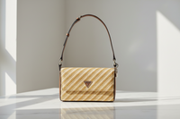 Kabelka z polypropylenu béžové barvy Guess